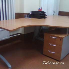 Предлагается на продажу офисная мебель для персонала 