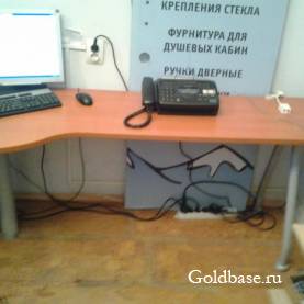 Продаю офисный стол
